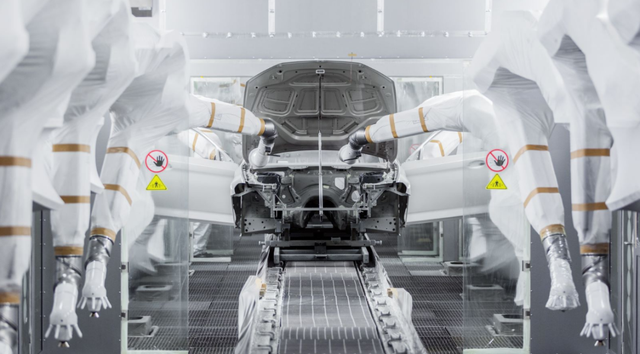 伊朗汽車行業(yè)陷入困境！巨額債務(wù)壓垮了汽車制造商