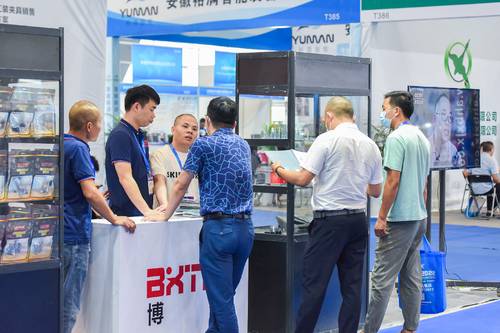 商務部：發(fā)揮展會作用，提振消費經(jīng)濟